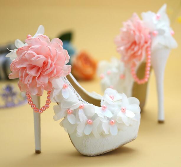 2019 In Stock Luxury Bling Sparkle Pearls White Wedding Heels Women Pumps 11cm High Heels Wedding Bridal Shoes Pointed Toe High Heels