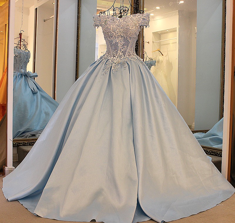 Baby Blue Ball Gown Tulle Prom Dresses Off The Shoulder Handmade Flowers Appliques Lace Evening Dress Party Gowns