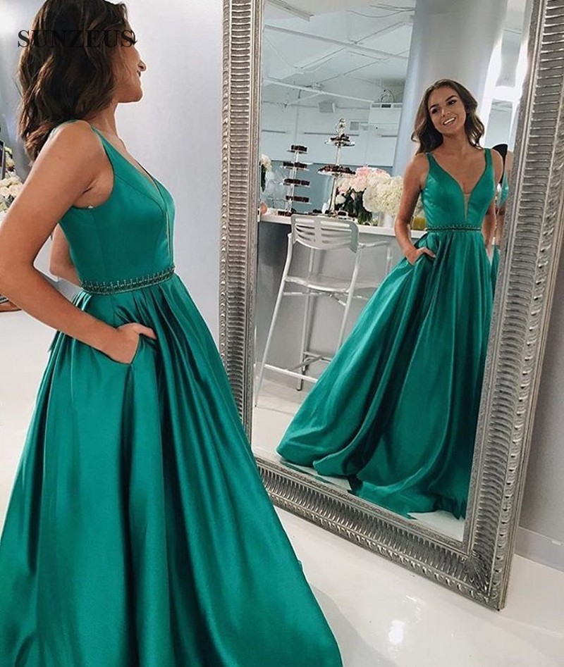 emerald green dress with pockets