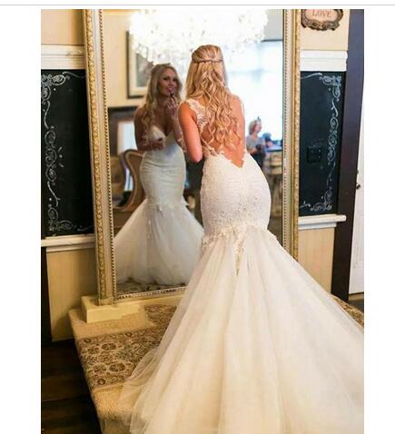 Featured image of post Fishtail Wedding Dress With Long Train