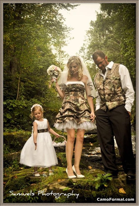 2016 White Mni Short Camo Wedding Dresses Camouflage Strapless