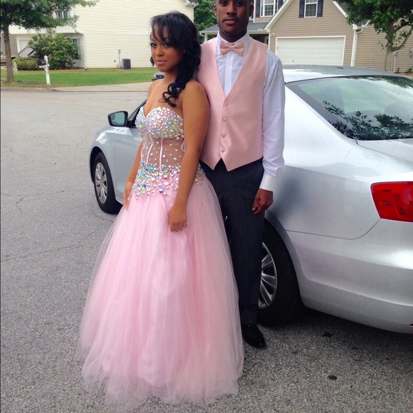 black and pink prom