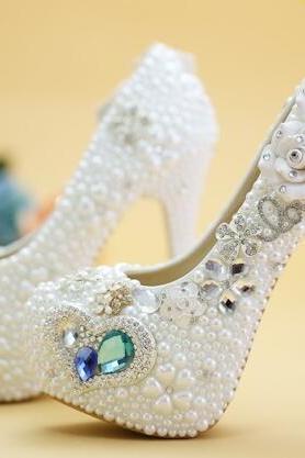 2020 In Stock Luxury Bling Sparkle Pearls White Wedding Heels Women Pumps 11cm High Heels Wedding Bridal Shoes Pointed Toe High Heels