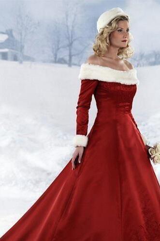 long sleeve christmas wedding dress