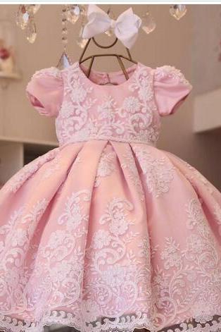 New Arrival Lace Ball Gown Flower Girl Dresses For Weddings Appliques Little Girls Pageant Dress Short Sleeves Pearls First Communion Gowns