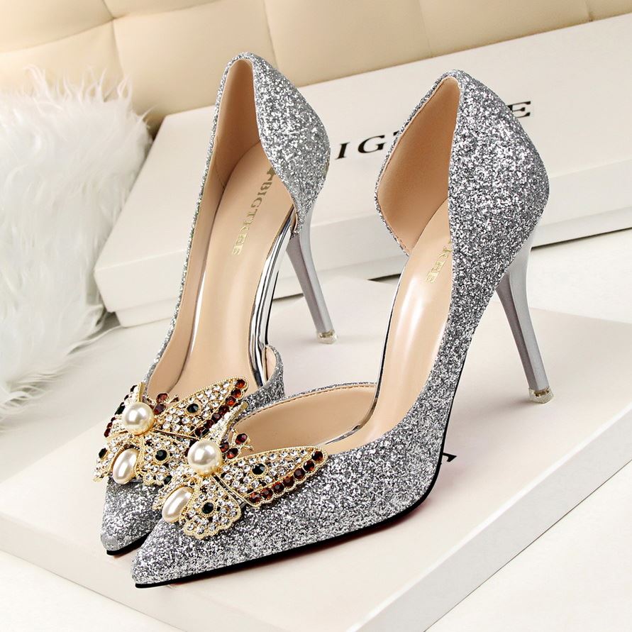 high heel pumps near me