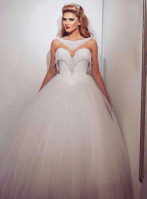 Bling Ball Gown Wedding Dresses With Bateau Neckline Sweetheart