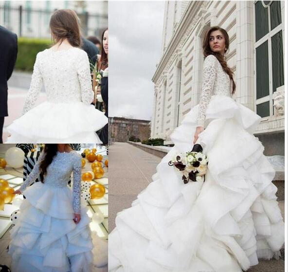 2018 Modest Long Sleeves Winter A Line Wedding Dresses Lace Beaded
